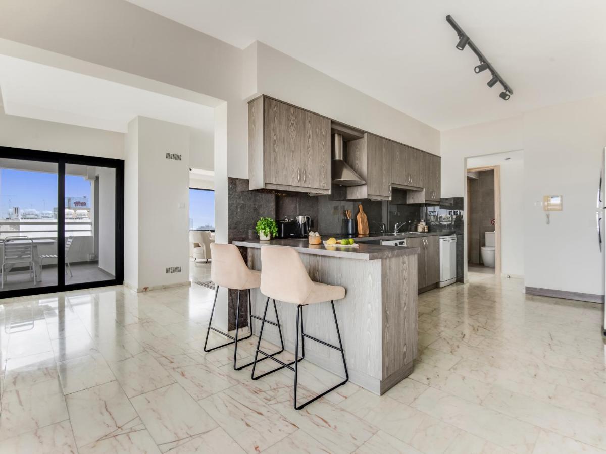 Sanders Coral Court Penthouse - Cute 3-Bedroom Apartment With Balcony Λεμεσός Εξωτερικό φωτογραφία
